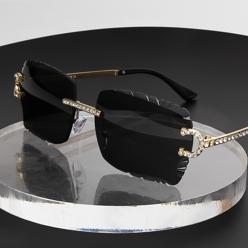 Lunettes de soleil carrées san - Luxury Lifestyle Men avis et prix
